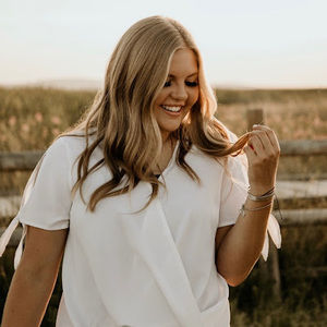 Meet your Posher, Emmie